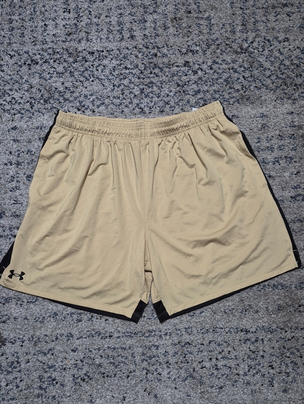 Under Armour Men's Tan Athletic Shorts with Black Trim